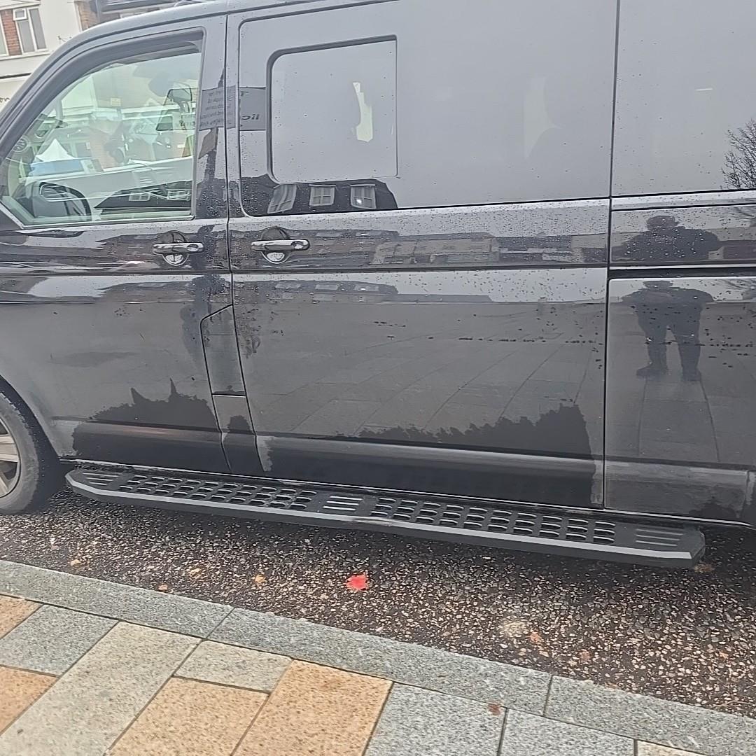 Direct4x4 Side Steps and Bars LWB ONLY Black Powder Coated Side Steps for Volkswagen Transporter T5