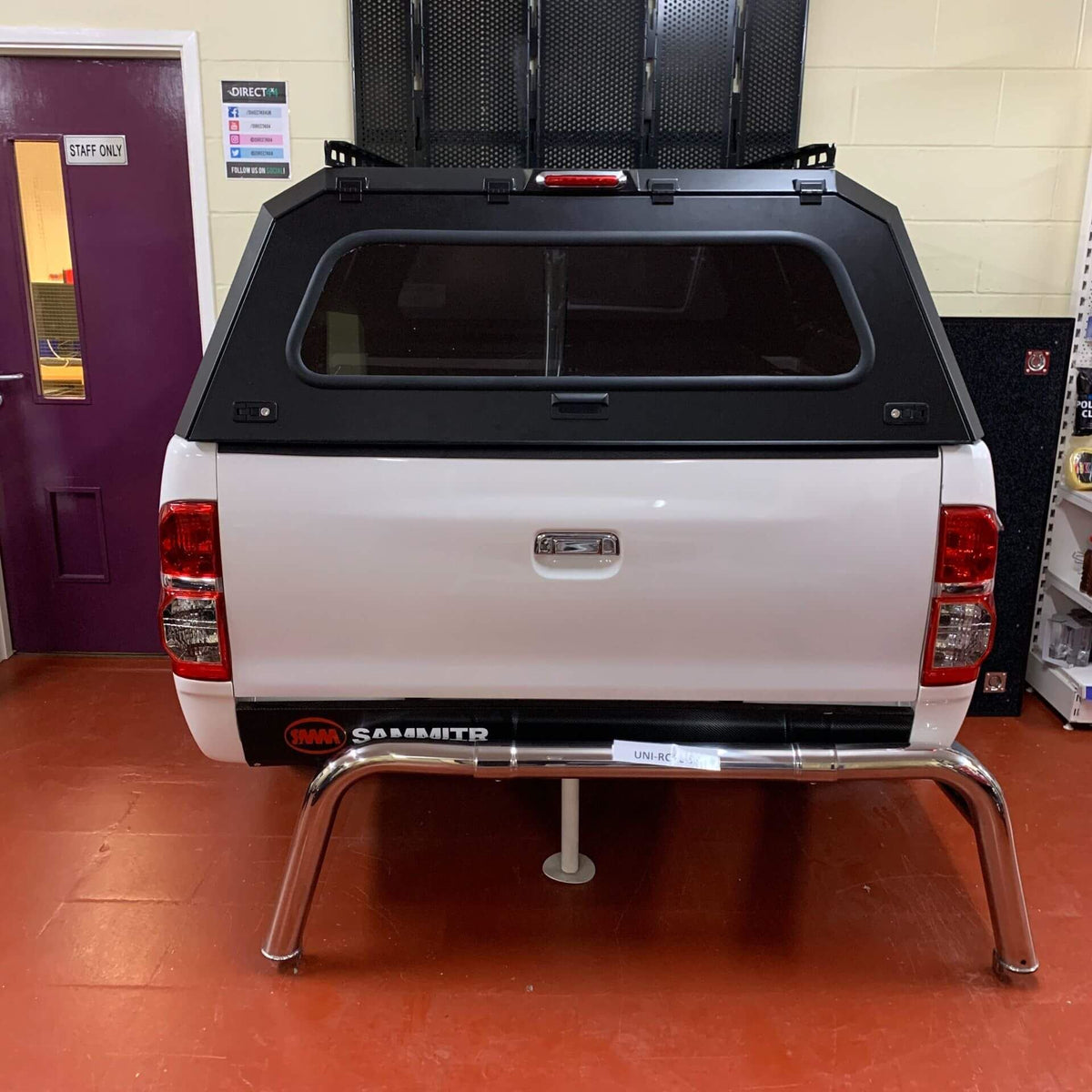 Direct4x4 Pickup Truck Hardtop Canopies Aluminium Expedition Load Bed Canopy for the Toyota Hilux 2016+ Double Cab