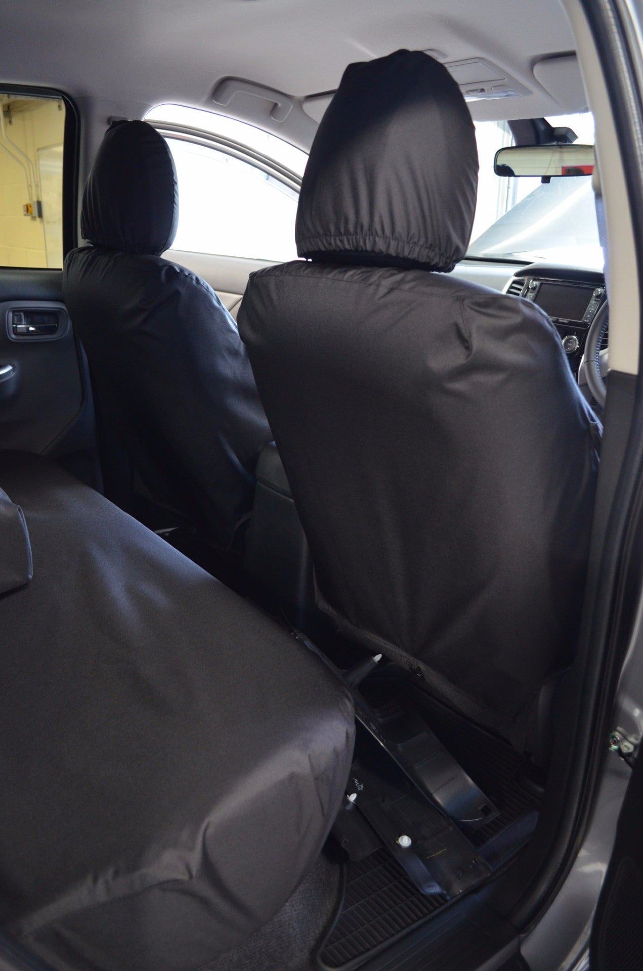 Fits Mitsubishi L200 2015+ Tailored Seat Covers