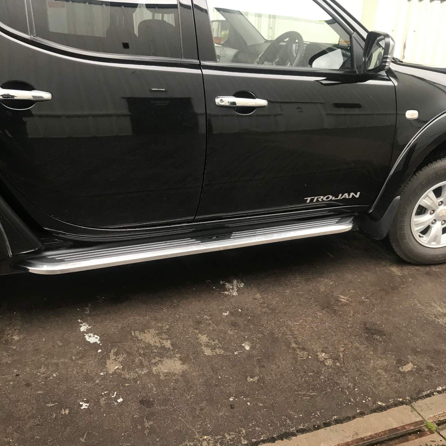 Direct4x4 Side Steps and Bars Premier Side Steps Running Boards for Mitsubishi L200 Double Cab 2005-2015