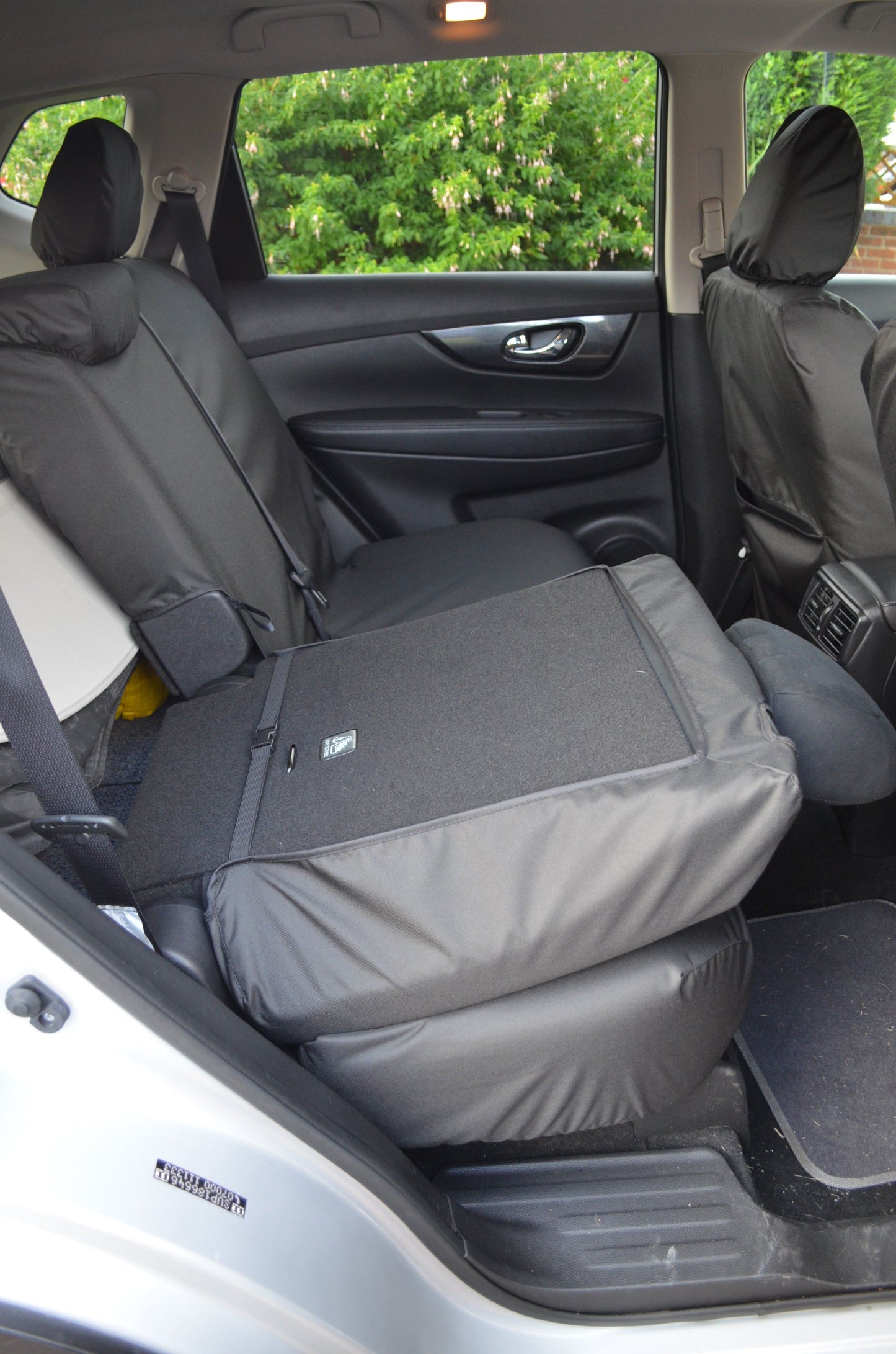 Fits Dacia Duster 2018+ Tailored Waterproof Seat Covers