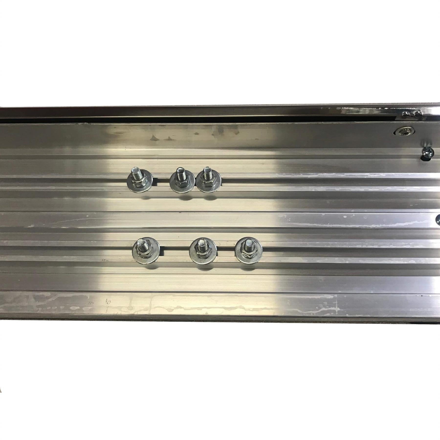 Direct4x4 Side Steps and Bars Panther Side Steps Running Boards for the Omoda 5