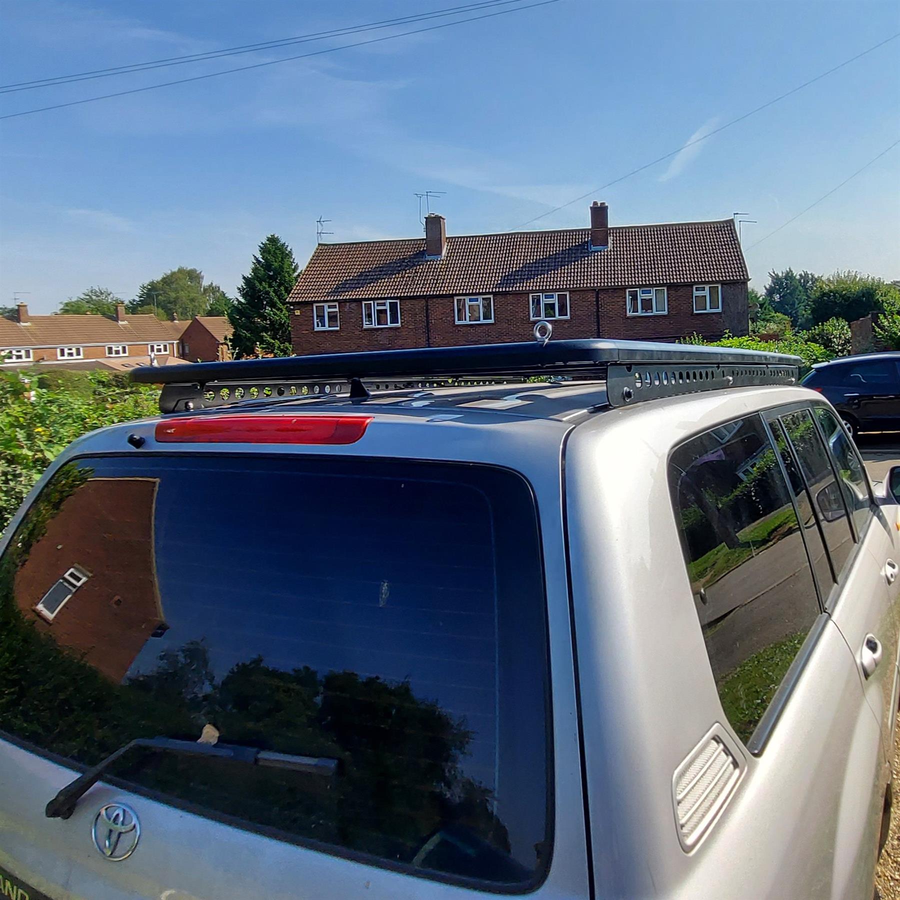 Direct4x4 Roof Racks AluMod Low Profile 220cm x 125cm Roof Rack for Toyota Land Cruiser Amazon 98-07