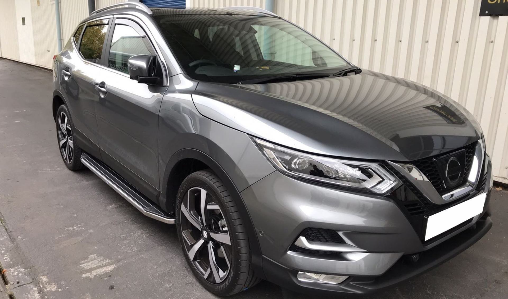 Nissan qashqai deals side steps fitting