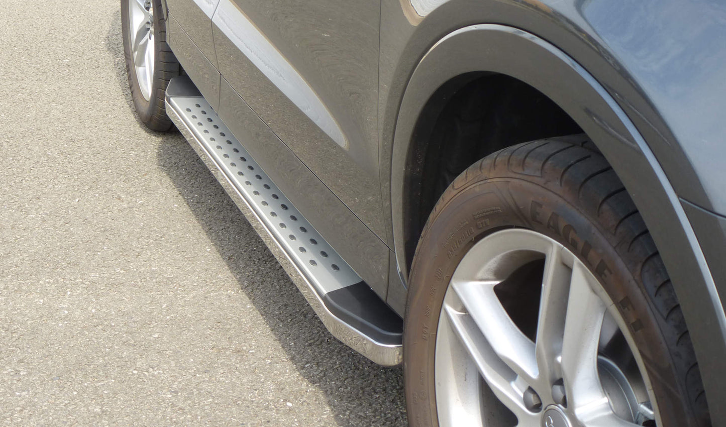 Freedom Side Steps Running Boards for Audi Q4 e-tron (Inc. Sportback) -  - sold by Direct4x4