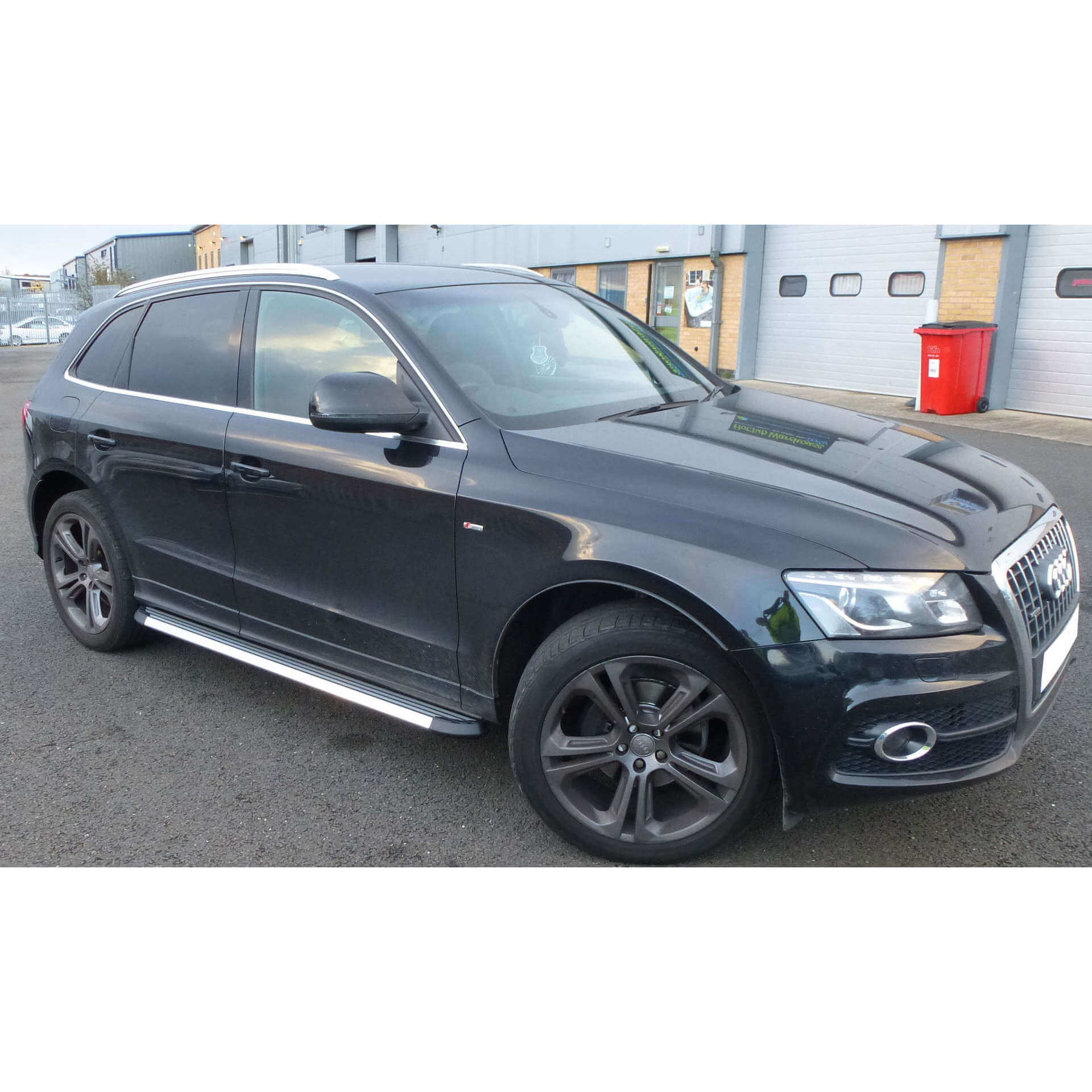 Audi sq5 deals running boards