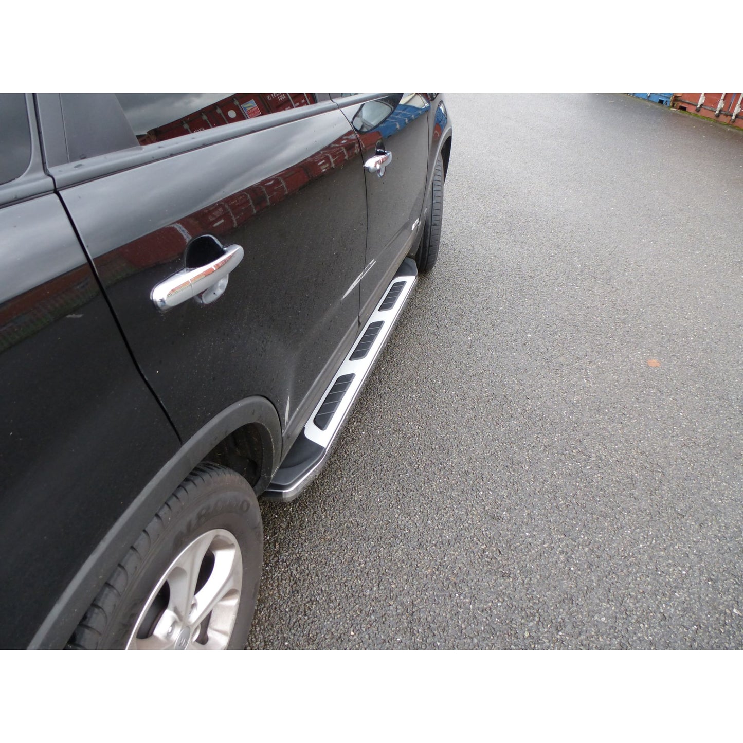 Suburban Side Steps Running Boards for Kia Sorento 2009-2013 -  - sold by Direct4x4
