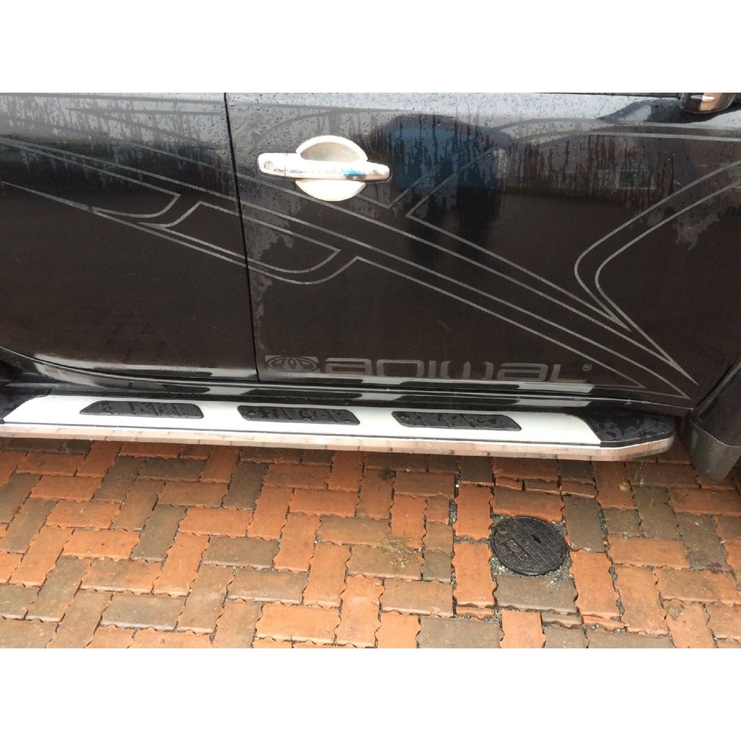 Suburban Side Steps Running Boards for Mitsubishi L200 Double Cab 2005-2015 -  - sold by Direct4x4