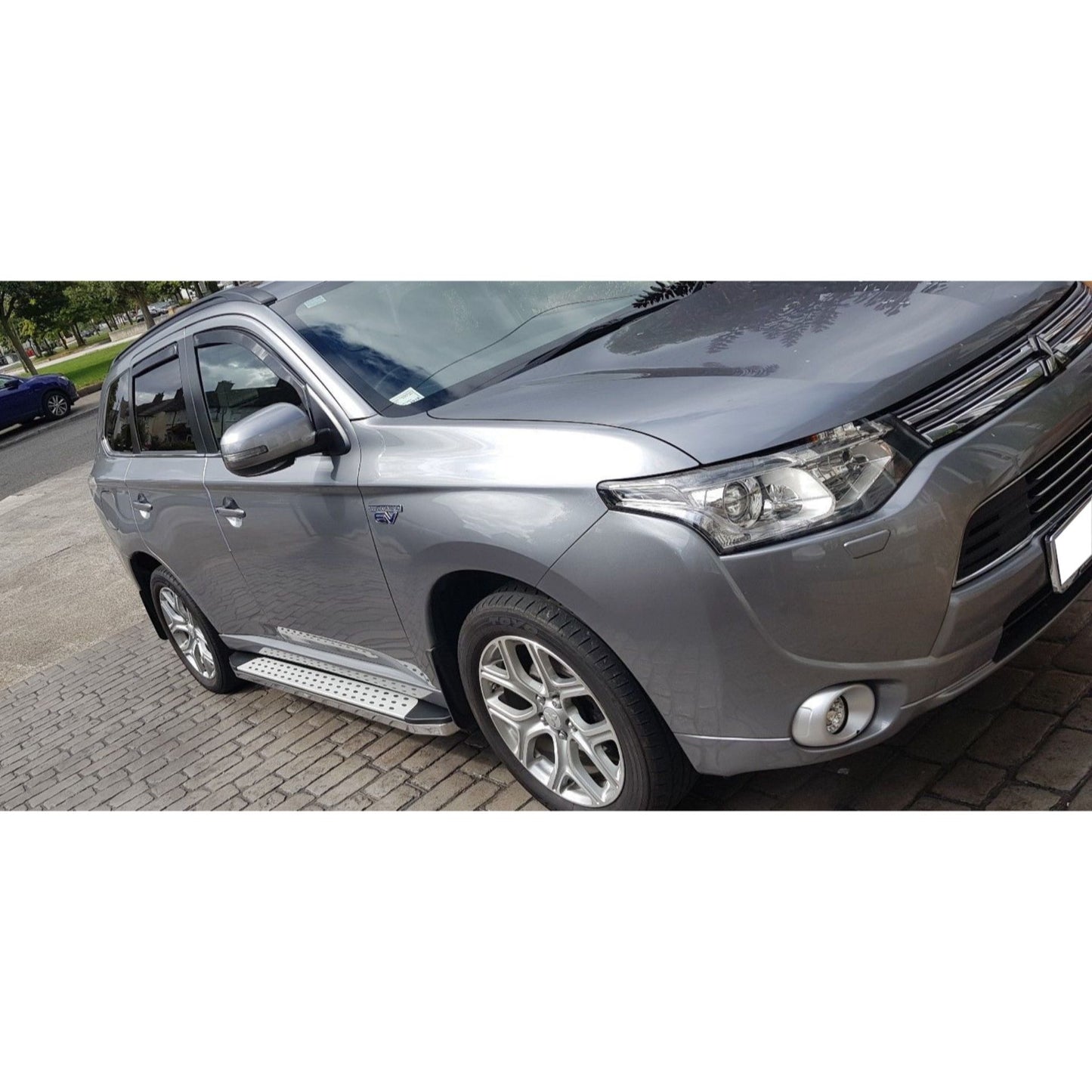 Freedom Side Steps Running Boards for Mitsubishi Outlander PHEV 2013-2021 -  - sold by Direct4x4