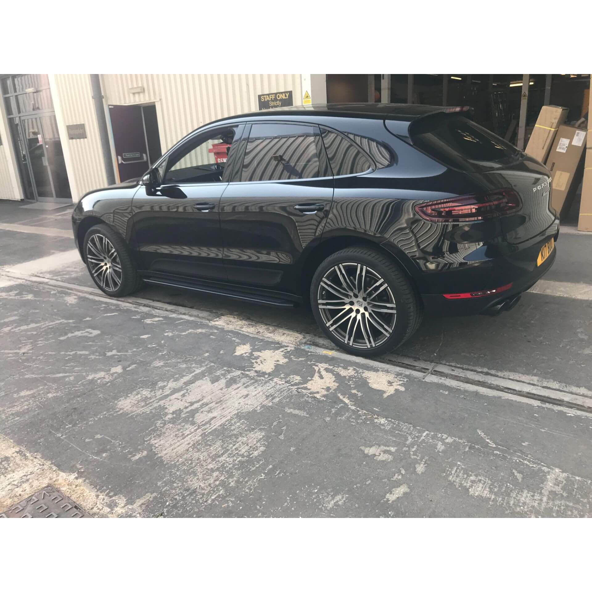 Orca Side Steps Running Boards for Porsche Macan 2014-2019 Pre-Facelift -  - sold by Direct4x4