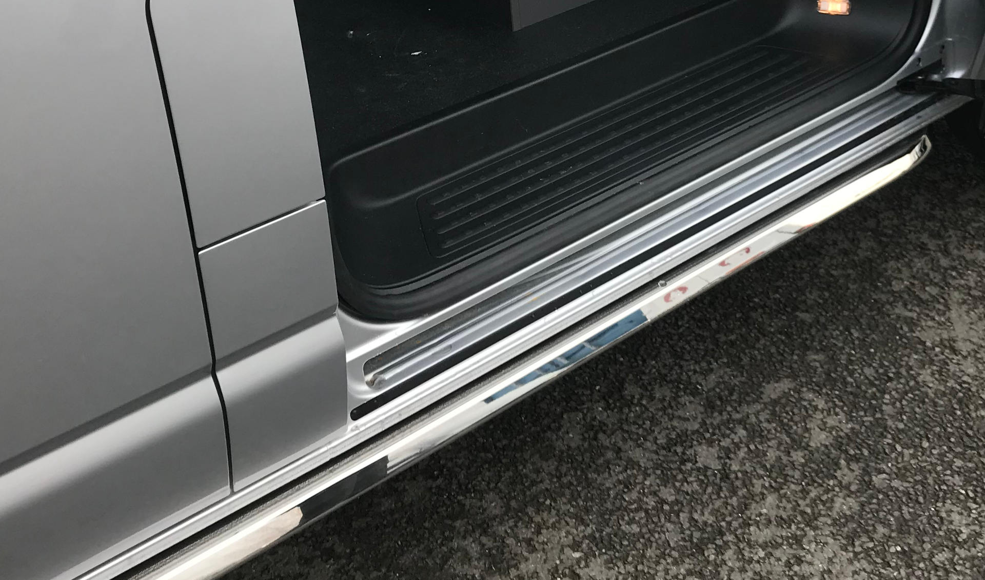 Stainless Steel Angular OE Style Side Bars for Volkswagen Transporter T5 SWB -  - sold by Direct4x4