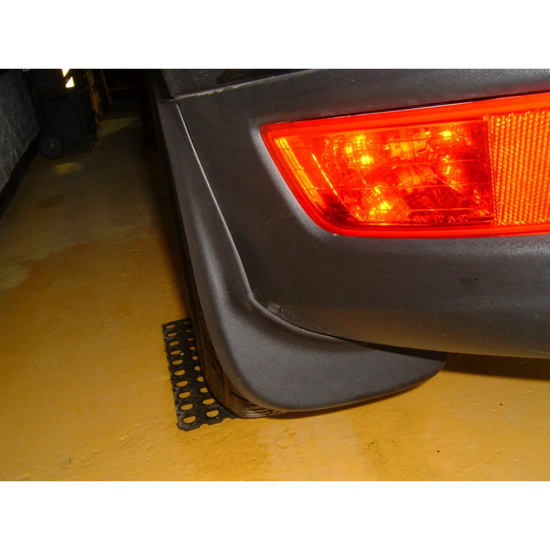 OE Style Mud Flaps Splash Guards for Volvo XC60 2008-2013 (exc. R-Design) -  - sold by Direct4x4